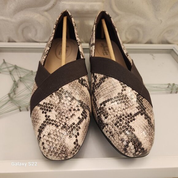 Clarks Collection Slip-On Loafers - Juliet Dahlia. NIB. 8.5W - Picture 7 of 11